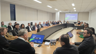 Notícia - Empresários de Minas Gerais visitam a Acic