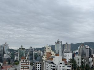 Notícia - [Áudio] Temperaturas amenas e céu nublado nesta quinta-feira em Criciúma