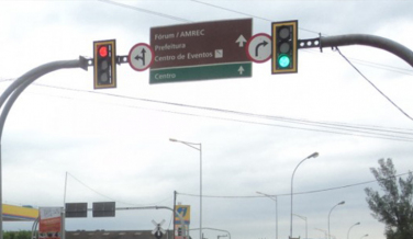 Notícia - [Áudio] Motoristas reclamam dos semáforos em Criciúma e DTT admite ajustes necessários