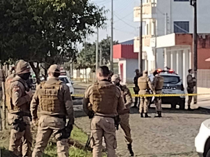 Notícia - Homem que manteve família como refém é morto pela Polícia