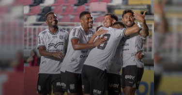 Notícia - Catarinense 2026: Figueirense goleia o Joinville e ainda está vivo pela permanência