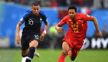 Notícia - Gol de zagueiro classifica a França para a final da Copa