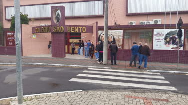 Notícia - De olho nas urnas: promotor eleitoral percorre locais de votação em Criciúma