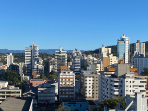 Notícia - [Áudio] Frio e sol para esta quarta-feira em Criciúma