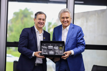 Notícia - Vaguinho recebe governador de Goiás para fortalecer parcerias 