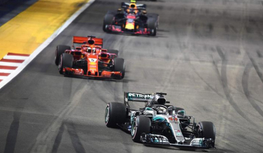 Notícia - Vitória deixa Hamilton a 25% de recorde na F1