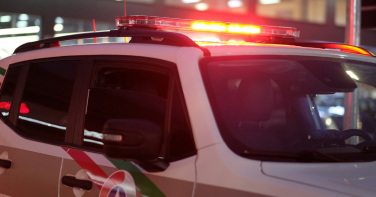 Notícia - Homem é preso após agredir jovem com garrafa de vidro no Centro de Criciúma