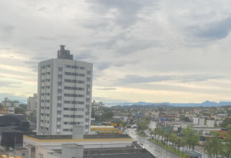 Notícia - [Áudio] Domingo começa com chuva leve e termina com sol em Criciúma