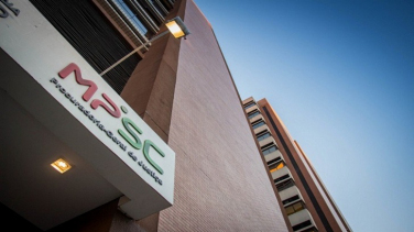 Notícia - Pai que estuprou filha por mais de cinco anos é condenado em Tubarão