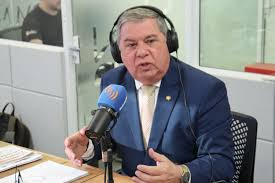 Notícia - Alesc aprova projeto de Mário Motta sobre uso ético da Inteligência Artificial no serviço público