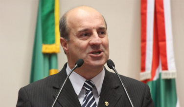 Notícia - Deputado José Milton Scheffer defende prorrogação da isenção da CND para Hospitais até o final 2025