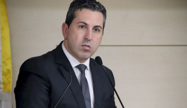 Notícia - Quem é o advogado que assumiu a defesa do padre Fábio de Melo em SC