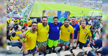 Notícia - 'Os guri na Copa': Grupo catarinense leva Criciúma e Caravaggio para a Copa do Mundo