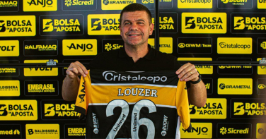 Notícia - Umberto Louzer é apresentado e projeta reação do Criciúma