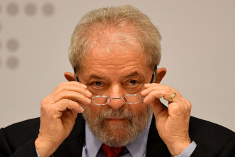 Notícia - Defesa de Lula faz novo pedido de liberdade, citando suspeição de Moro