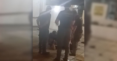 Notícia - Agentes de trânsito são afastados após denúncia de agressão em Criciúma; veja o vídeo