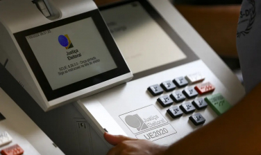 Notícia - Veja as consequências para o eleitor que não votou, não justificou e nem pagou multa