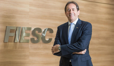 Notícia - FIESC reforça diálogo com governo para minimizar impactos do “tarifaço” dos EUA