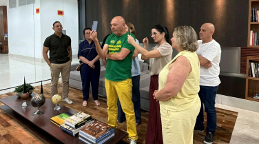 Notícia - Cocal do Sul busca atrair investimentos e chama atenção do dono da Havan