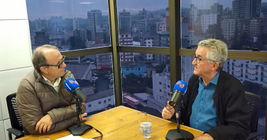 Notícia - [NOMES E MARCAS] Padre Wilson Buss relembra 45 anos de sacerdócio e dedicação à comunidade