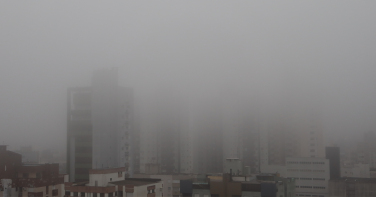 Notícia - Nevoeiro se intensifica e diminui visibilidade no Sul; confira a previsão do tempo