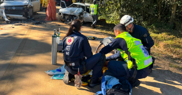 Notícia - Homem morre após colisão frontal entre carro e caminhonete em SC