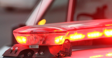 Notícia - Mulher é presa após atacar companheiro com faca e ameaçar matá-lo em Orleans