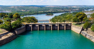 Notícia - Conta de luz sem taxa extra em abril: Aneel mantém bandeira verde e alivia bolso dos brasileiros