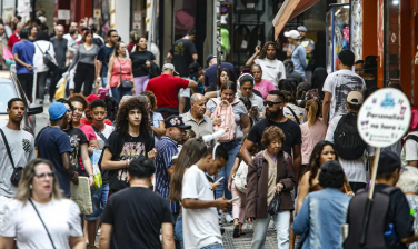 Notícia - Brasil tem 73 milhões de endividados, aponta Serasa
