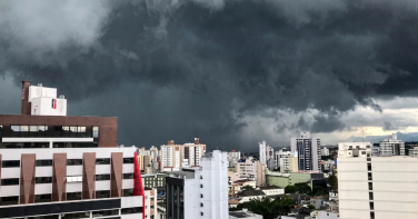 Notícia - Ciclone extratropical abre setembro com frio, chuva e risco de geada em SC