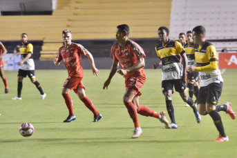 Notícia - Tigre perde o clássico para o Próspera e se complica ainda mais no Catarinense