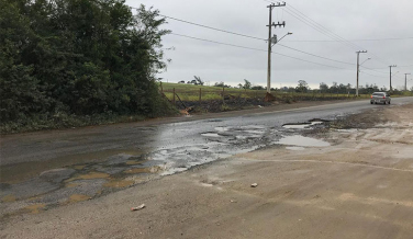 Notícia - Rodovia Jorge Lacerda continua causando transtornos aos condutores