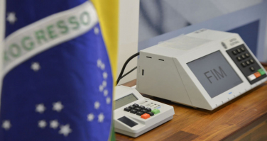 Notícia - TRE/SC define cronograma para propaganda eleitoral com partidos e emissoras