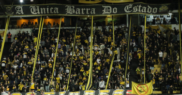 Notícia - Criciúma abre venda de ingressos pela metade do preço para o clássico contra o Avaí