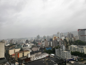Notícia - ((Áudio)) Chuva e vento não devem ultrapassar esta sexta-feira