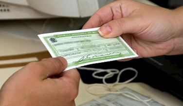 Notícia - Segunda via do título de eleitor pode ser solicitada até quinta-feira