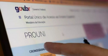 Notícia - Prazo do Prouni para lista de espera termina nesta quinta-feira; saiba quais os critérios para concorrer