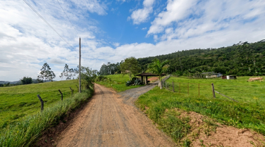 Notícia - TCE trava licitação de R$ 9,3 milhões para obra de pavimentação em SC