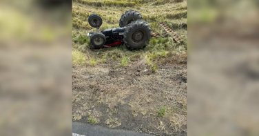 Notícia - Homem morre após capotamento de trator em SC