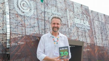 Notícia - [Áudio] Deputado catarinense lança livro durante a COP30