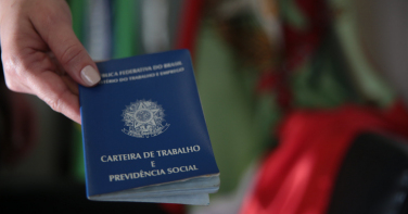 Notícia - Santa Catarina amplia oferta de empregos e disponibiliza mais de 8 mil vagas
