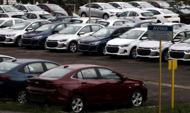 Notícia - Venda de veículos automotores aumenta 0,45% de outubro para novembro