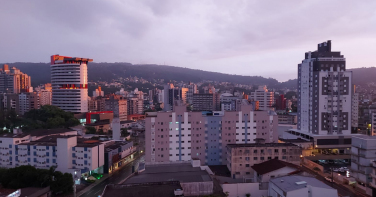 Notícia - Frio intenso chega, derruba as temperaturas e muda o tempo em SC