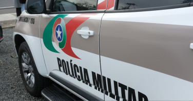 Notícia - Homem invade casa da ex-mulher e esfaqueia atual em Imaruí