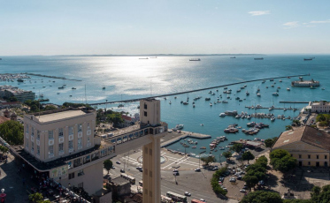 Preocupação com variante faz Salvador cancelar festa de réveillon