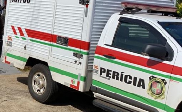 Após ser agredida, mulher mata idoso a facada em Criciúma