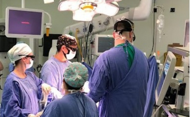 Hospital São José recebe a primeira cirurgia com tecnologia 3D da região