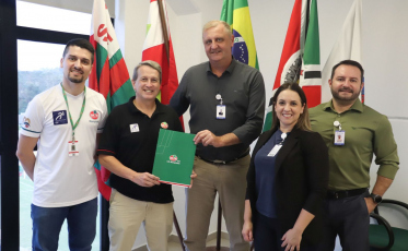 Hospital São José e Mampituba firmam parceria em prol da saúde dos atletas