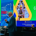 Coopera destaca desenvolvimento regional durante Alesc Itinerante em Araranguá