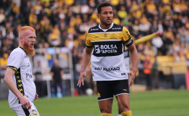São Bernardo x Criciúma: escalações, arbitragem e onde assistir ao vivo pela Série B